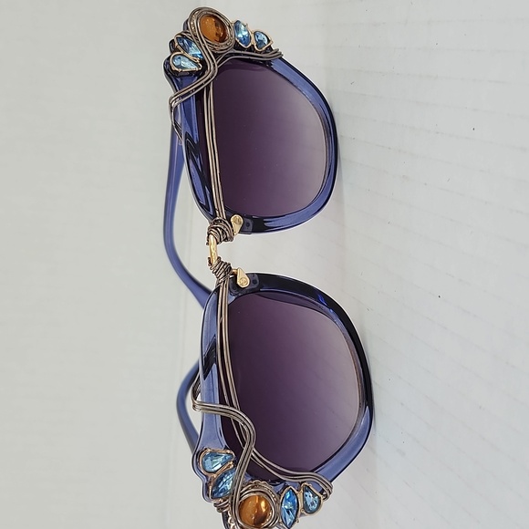 CICI GORGEOUS EMBELLISHED SUNGLASSES - Picture 8 of 11